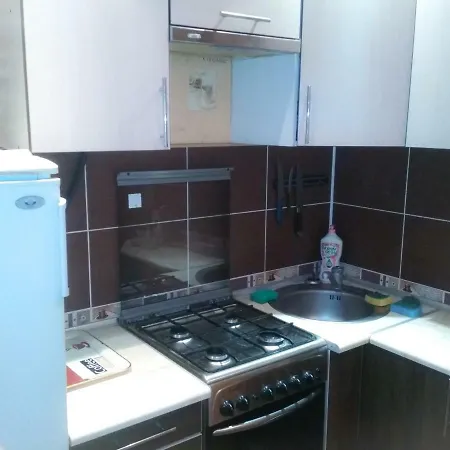 4 On Stakhanovskaya Street Apartment *
